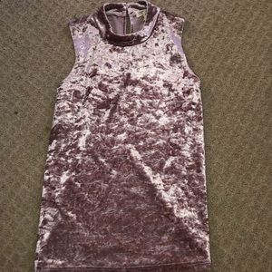 High neck, pink crushed velvet tank!!